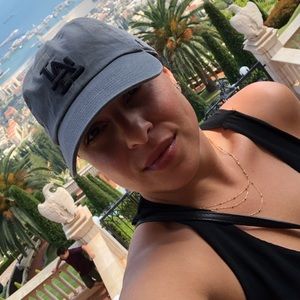 Meet your Posher, Ida